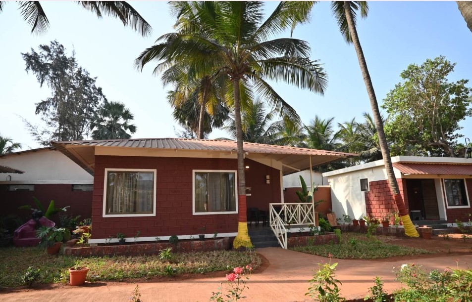 Dapoli beach resort for families